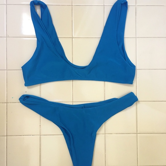 Arabella Swim Other - Never worn Arabella size M Yadira bikini